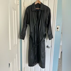 Vintage Duncan Row Women’s Black Leather Trench Coat size Medium